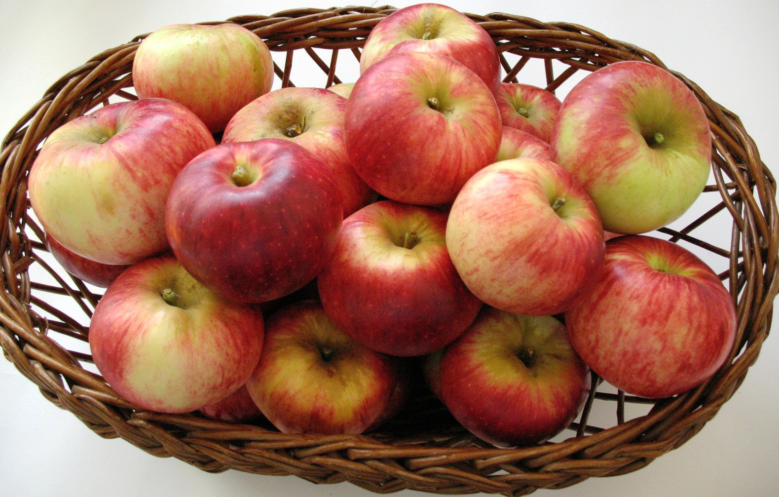 Sauron apple